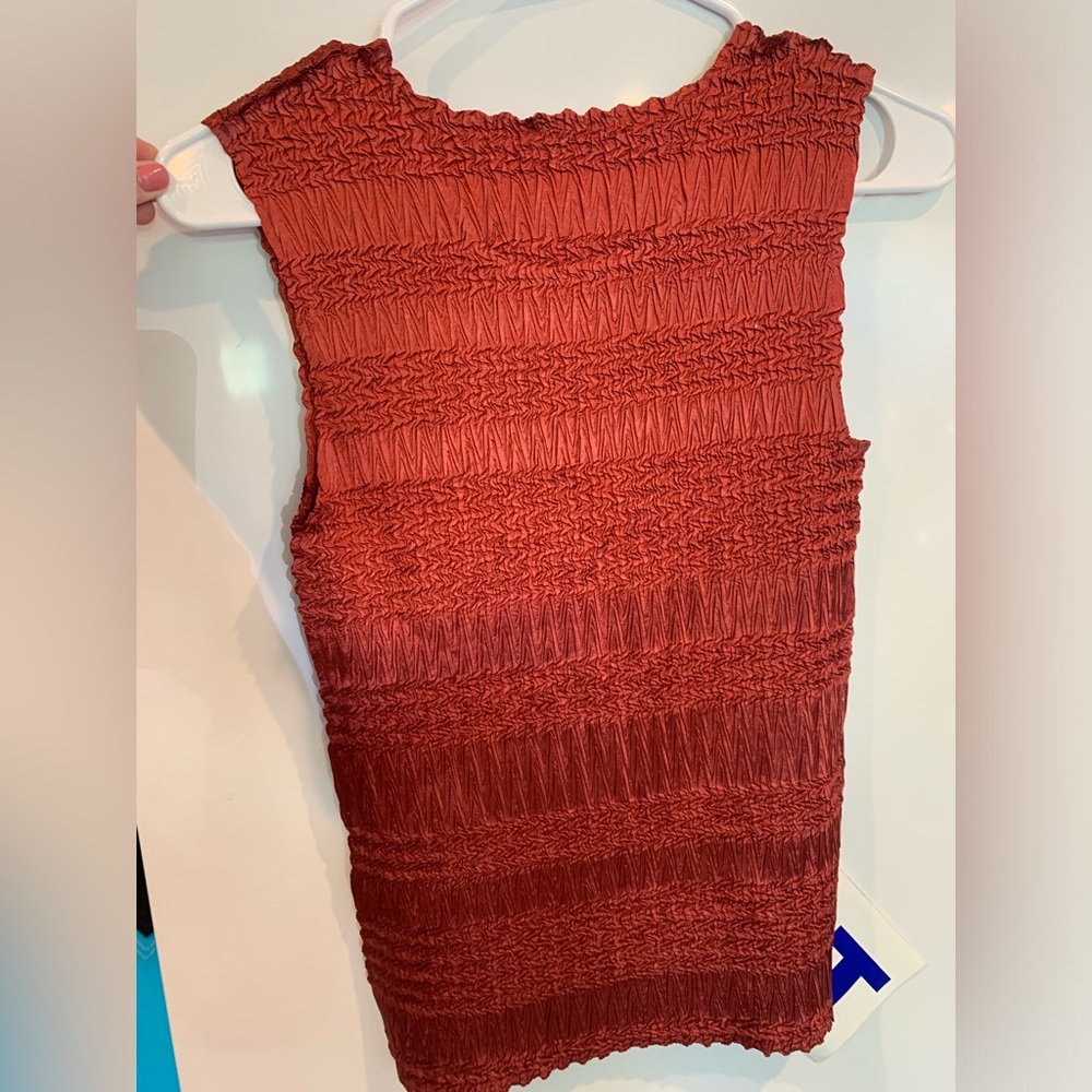 EUC NICOLA TANK TOP - Picture 2 of 2